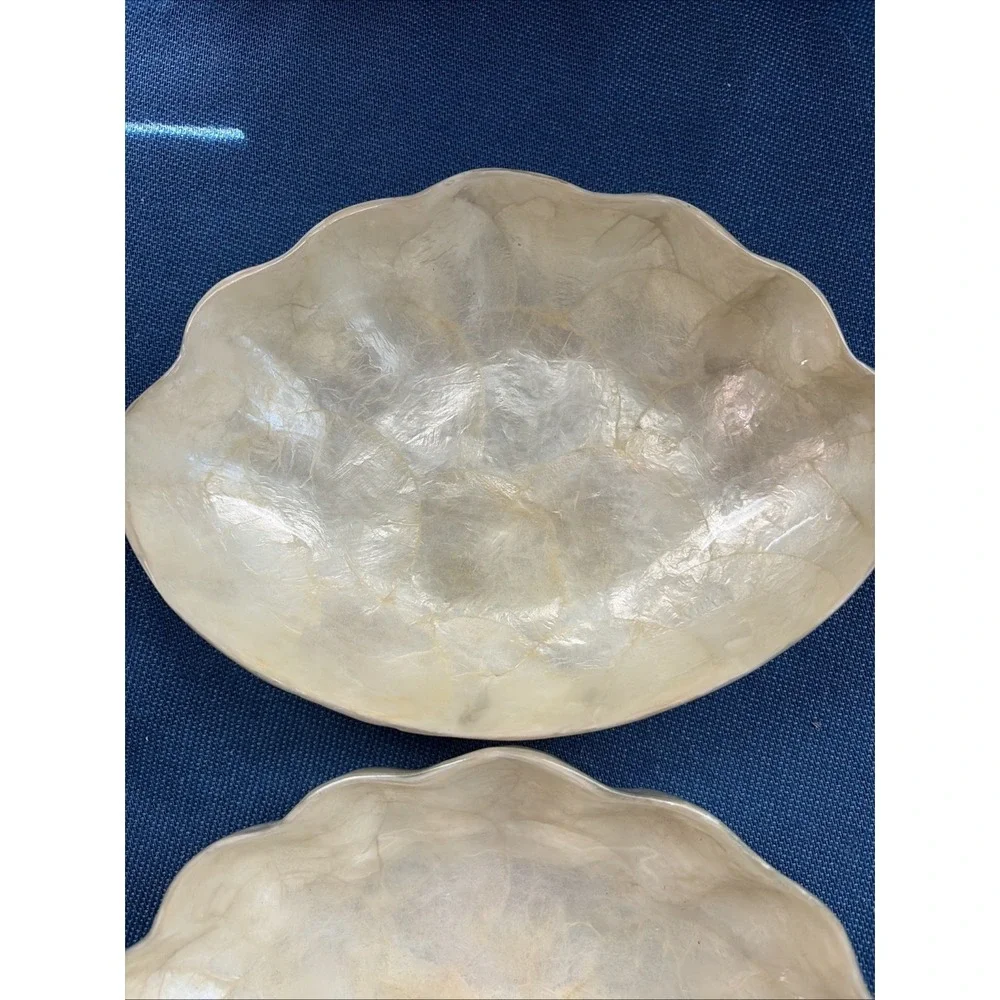 (2) Vintage Shell Shaped Capiz Shell Bowls Gump's Philippines Set Of Two